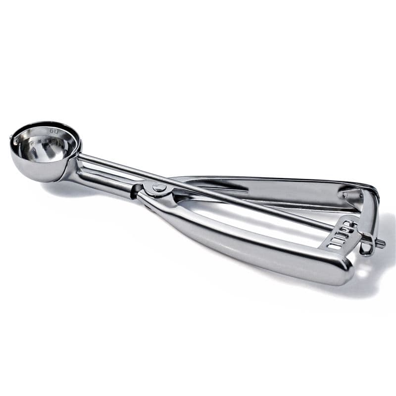 Omcan 34858 #60 Stainless Steel Squeeze Handle Ice Cream Scoop Disher – 9/16 oz
