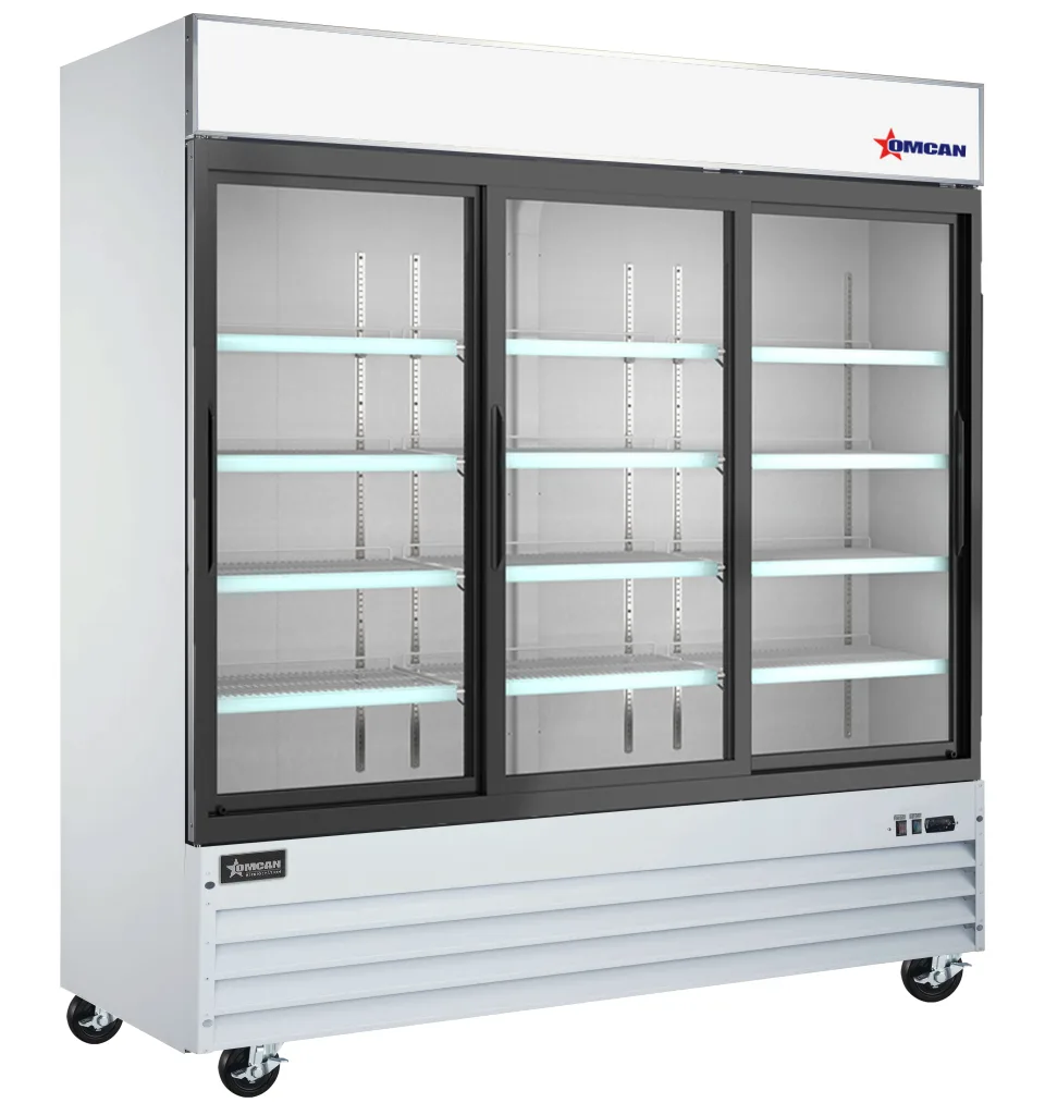 Omcan 53052 Réfrigérateur vitrine de 78″ à trois (3) portes vitrées coulissantes, 53 pi³ (1 500 L), blanc
