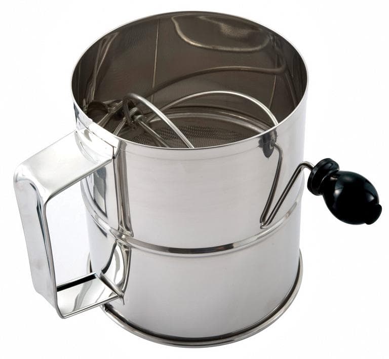 Omcan 80424 Tamis à farine en acier inoxydable de 8 tasses avec manivelle rotative, 6″ x 6 3/4″